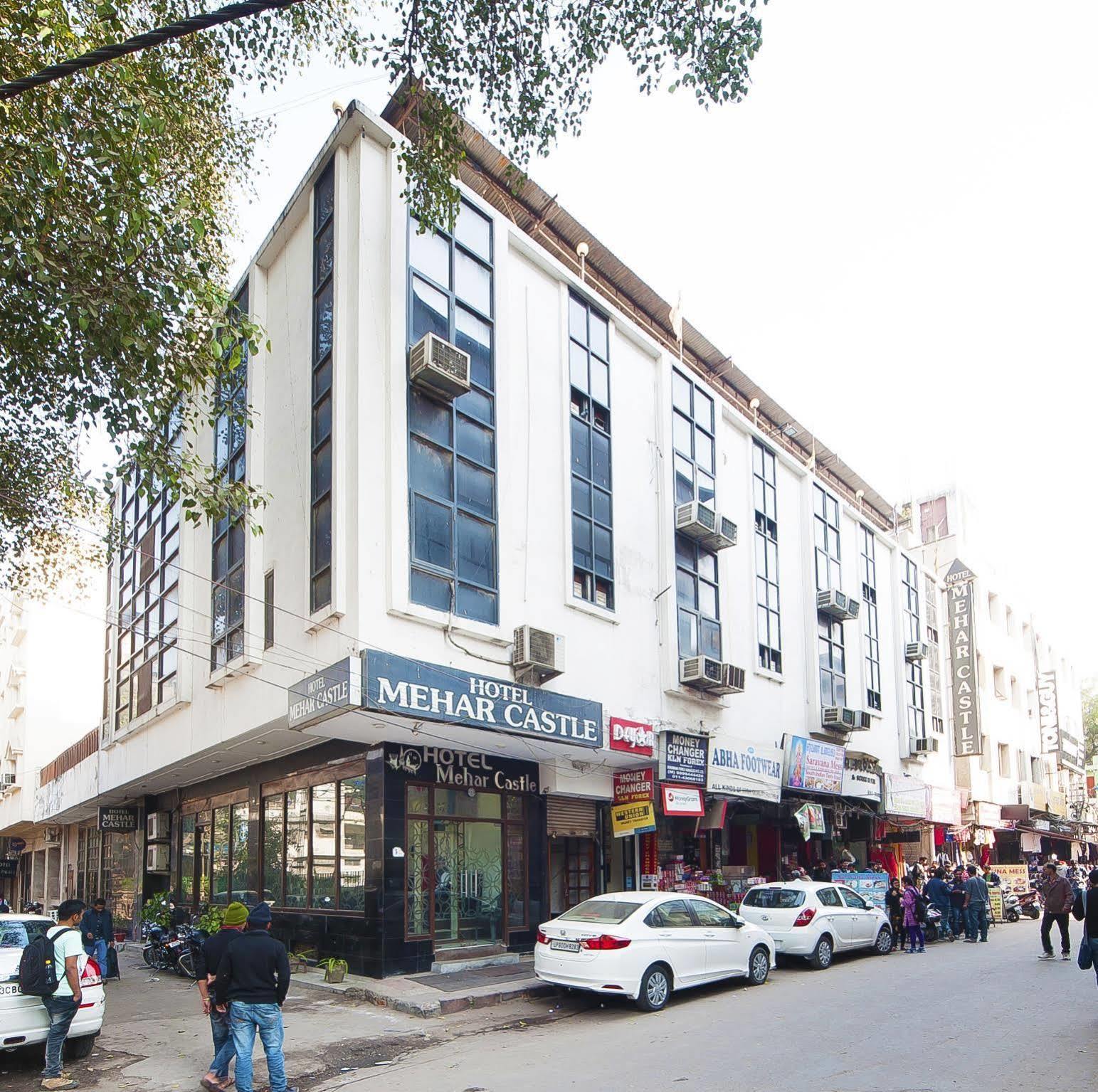 Hotel Treebo Mehar Castle à Delhi  Extérieur photo