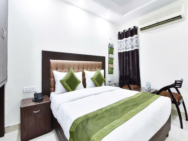 Hotel Treebo Mehar Castle à Delhi  Extérieur photo